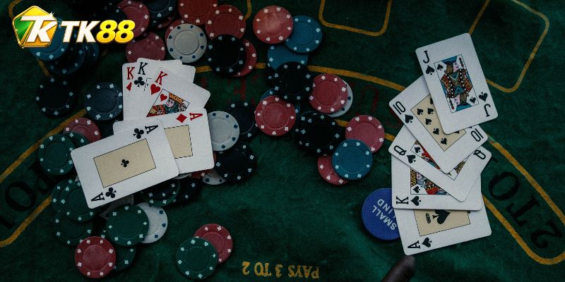 Baccarat Lucky Six được chốt bằng quy tắc rút lá và mã ván