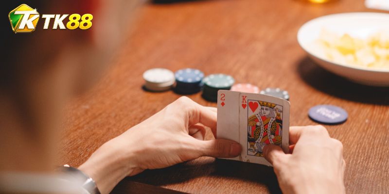 Side pot và lịch sử hand quyết định số chip được nhận