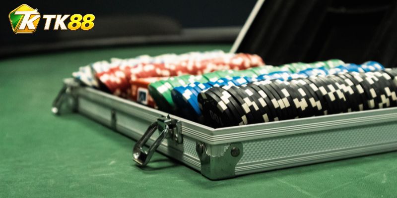 Poker Sviten Special – Cược Pot Qua Draw Và Omaha